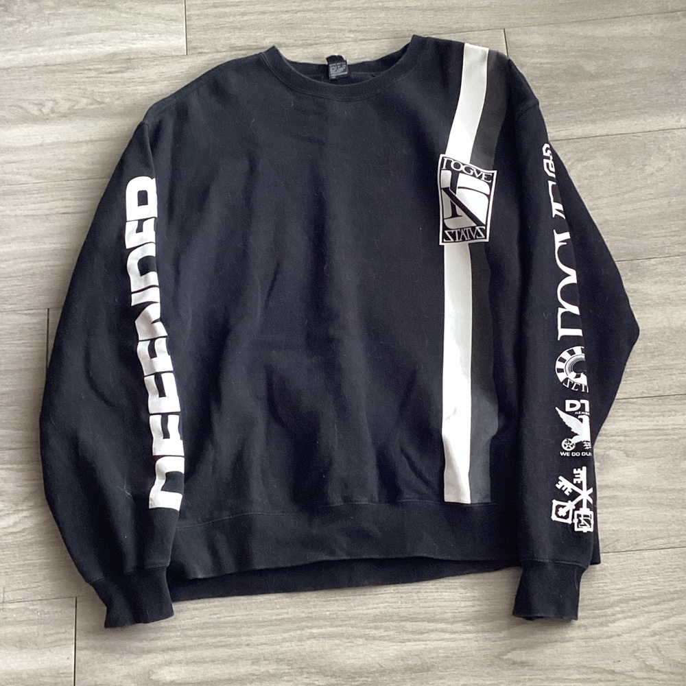 Rogue Status Defender Crewneck